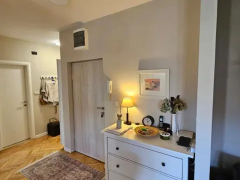 Prodaja, jednosoban stan, 67m², Blok 6, Podgorica - image 7