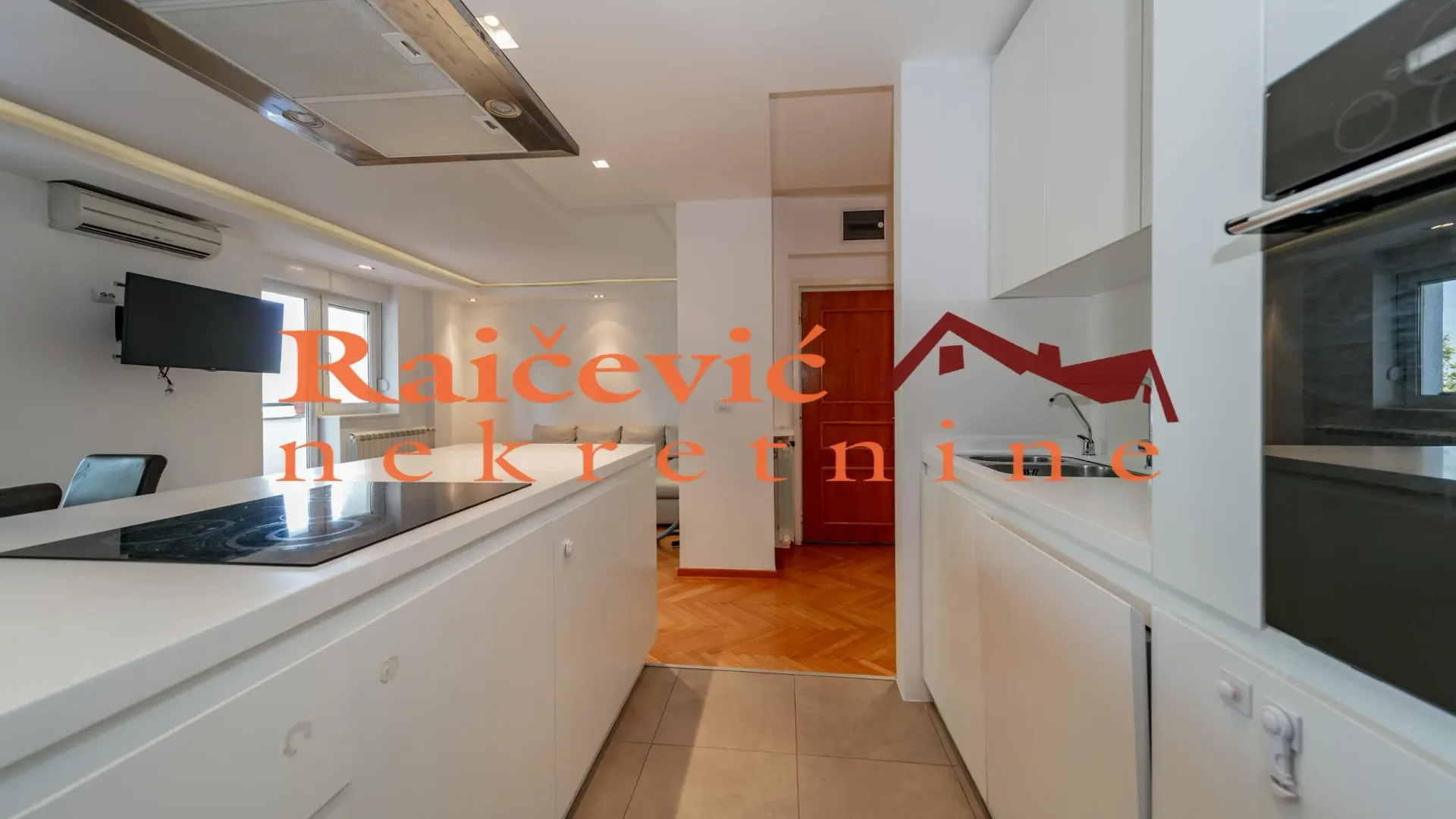 Rent, three bedroom apartment, 102m², Čukarica, Beograd