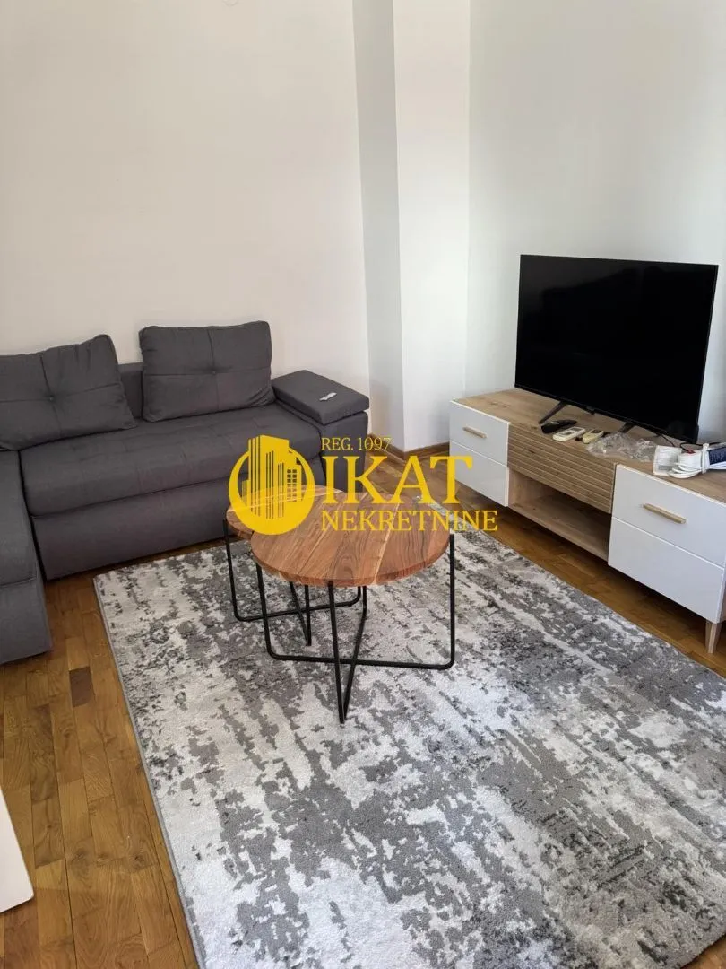 Izdavanje, jednosoban stan, 24m², Uciteljsko Naselje, Zvezdara Sve Podlokacije