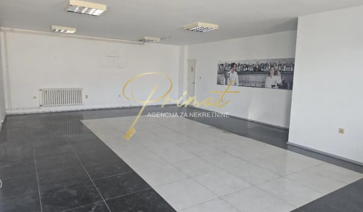 Rent, office space, 290m², Krnjaca, Palilula Sve Podlokacije
