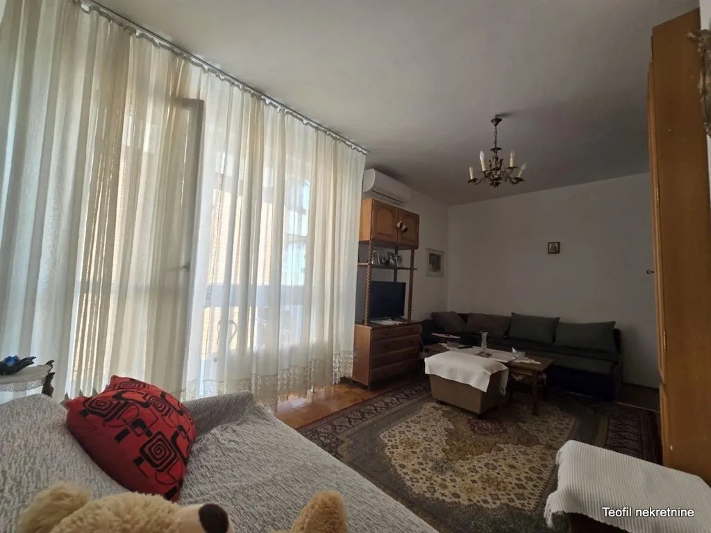 Rent, one bedroom apartment, 40m², Vukov Spomenik, Zvezdara Sve Podlokacije