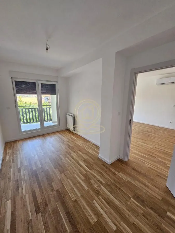 Prodaja, trosoban stan, 64m², Zvezdara Sve Podlokacije, Beograd