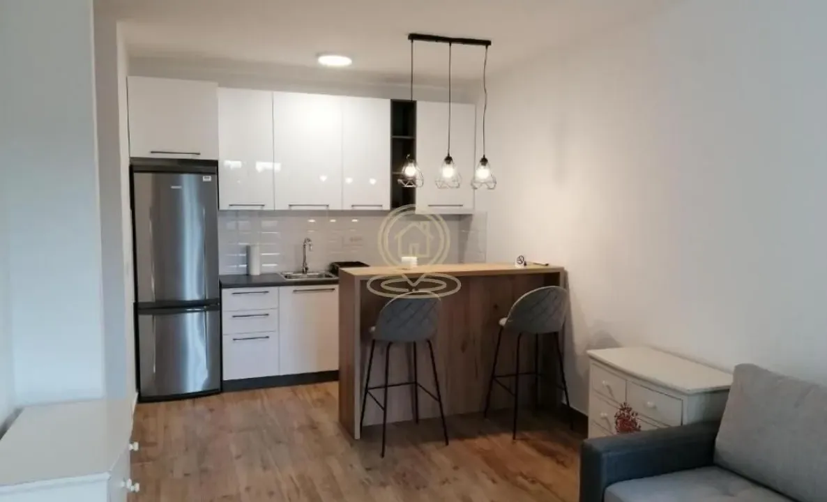 Izdavanje, dvosoban stan, 43m², Petrovaradin, Novi Sad