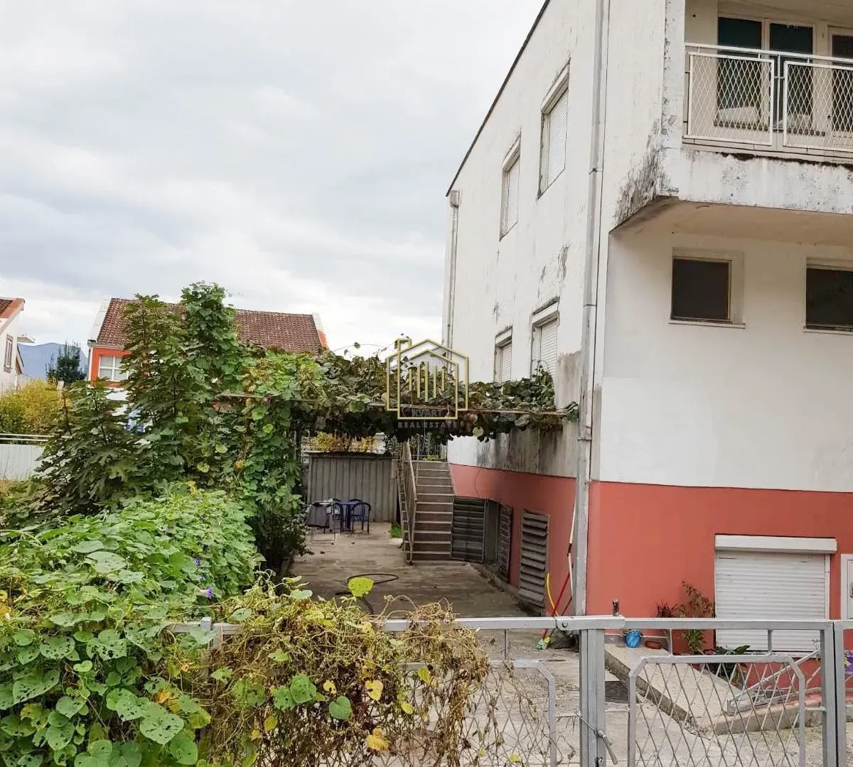 Rent, apartment, 150m², Momišići, Podgorica