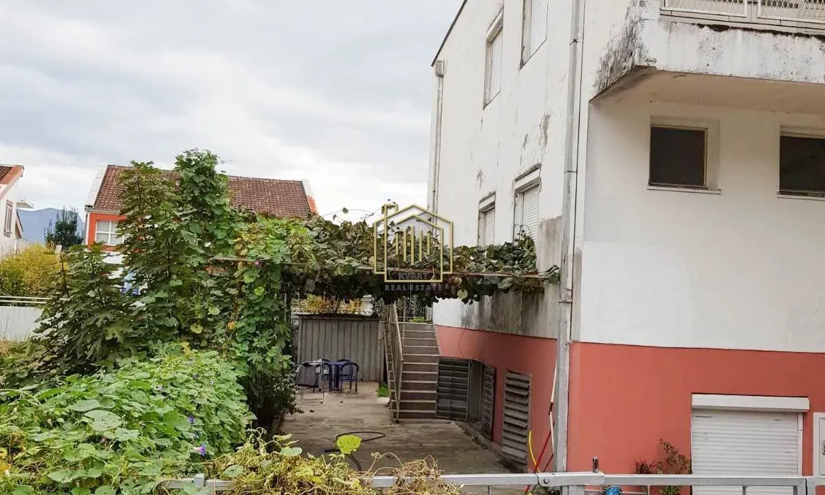 Rent, apartment, 150m², Momišići, Podgorica