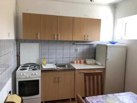 Rent, three bedroom apartment, 115m², Centar, Inđija - image 2