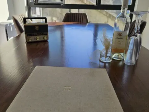 Prodaja, trosoban stan, 100m², Dobrota, Kotor - image 3