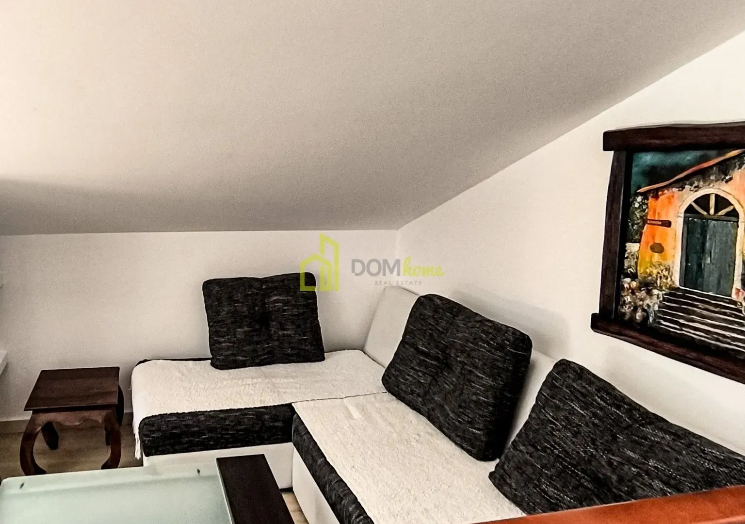 Sale, two bedroom apartment, 78m², Centar, Tivat