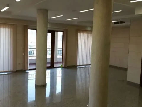 Rent, office space, 70m², Momišići, Podgorica - image 3