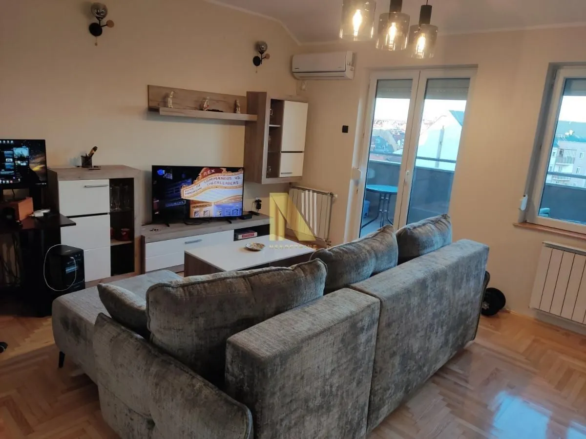 Prodaja, dvosoban stan, 54m², Bulevar Evrope, Novi Sad Sve Podlokacije