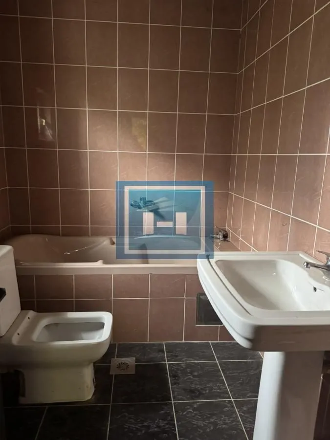 Prodaja, kuća, 214m², Dom Zdravlja, Ćuprija