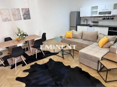 Izdavanje, trosoban stan, 79m², Savski Venac, Beograd - image 3