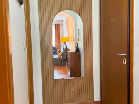 Izdavanje, jednosoban stan, 45m², Stari Aerodrom, Podgorica - image 4