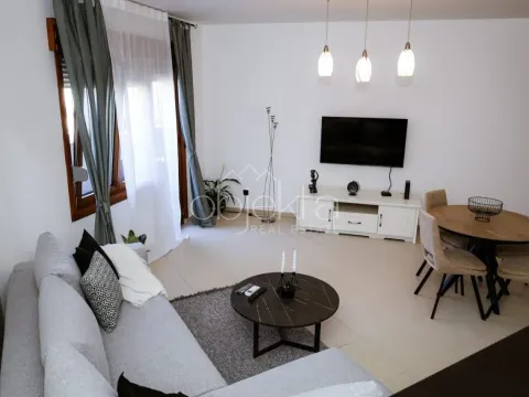 Izdavanje, stan, 68m², Tivat, Crna Gora - image 3