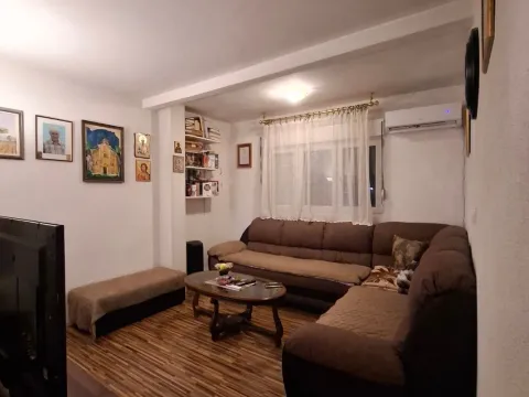 Izdavanje, jednosoban stan, 36m², Pejton, Podgorica - image 2