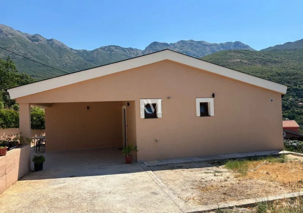Rent, house, 100m², Pelinovo, Kotor