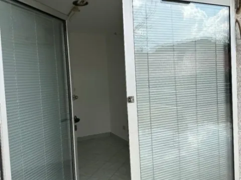 Rent, office space, 12m², Zabjelo, Podgorica - image 4