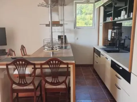 Sale, two bedroom apartment, 75m², Petrovac, Budva - image 3