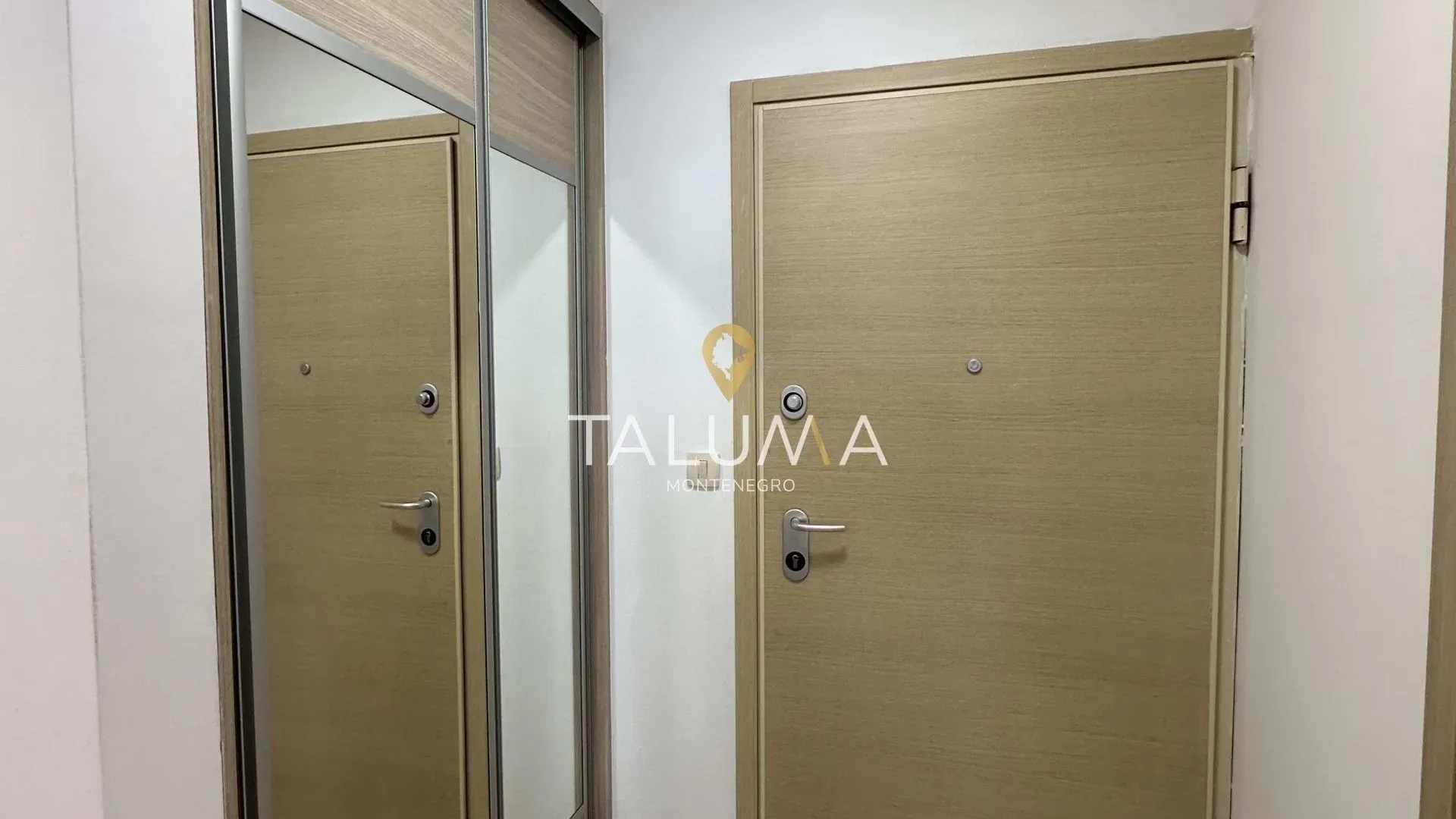 Rent, two bedroom apartment, 71m², City Kvart, Podgorica