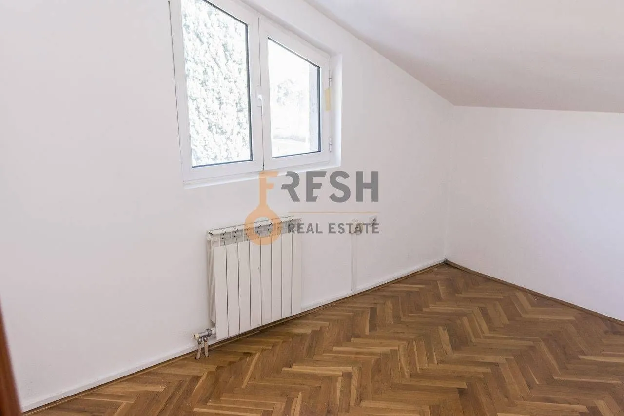 Rent, house, 500m², Ostalo, Podgorica