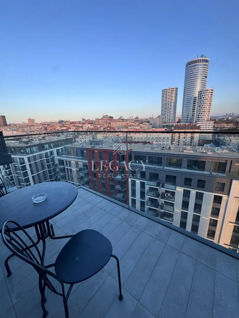 Izdavanje, trosoban stan, 79m², Savski Venac, Beograd