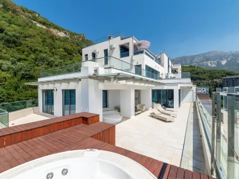 Prodaja, četvorosoban stan, 355m², Bečići, Budva - image 2