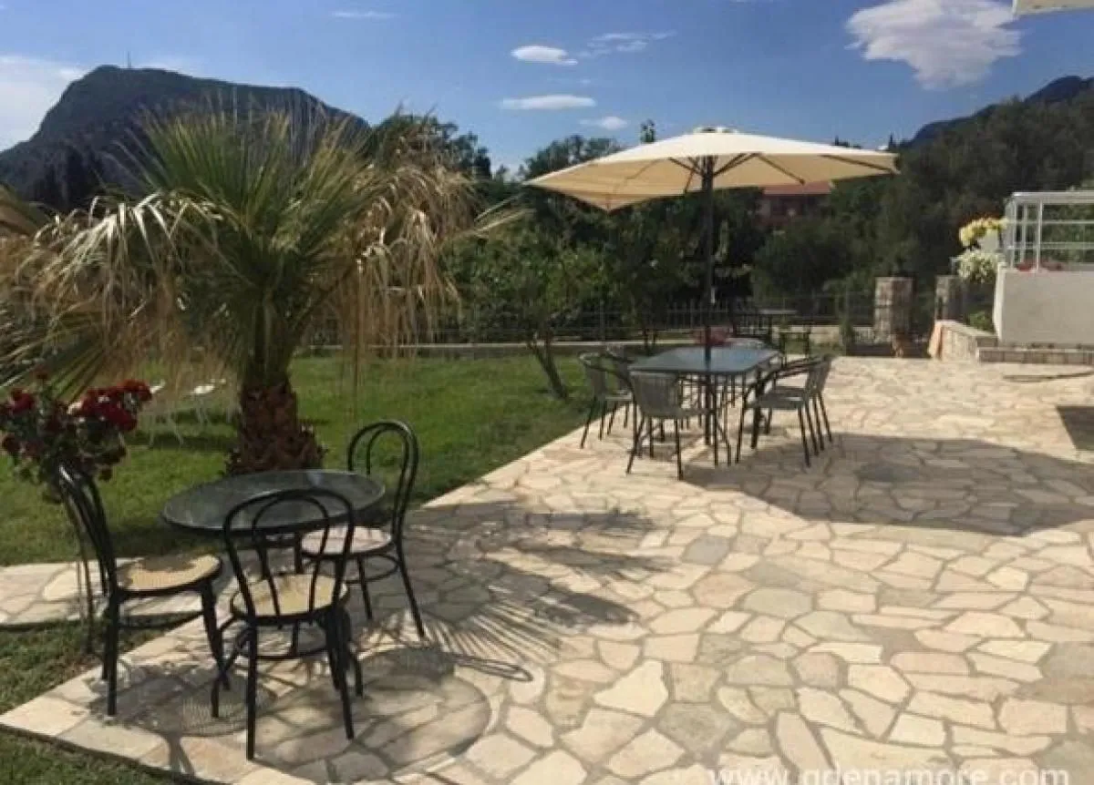 Sale, house, 110m², Sutomore, Bar