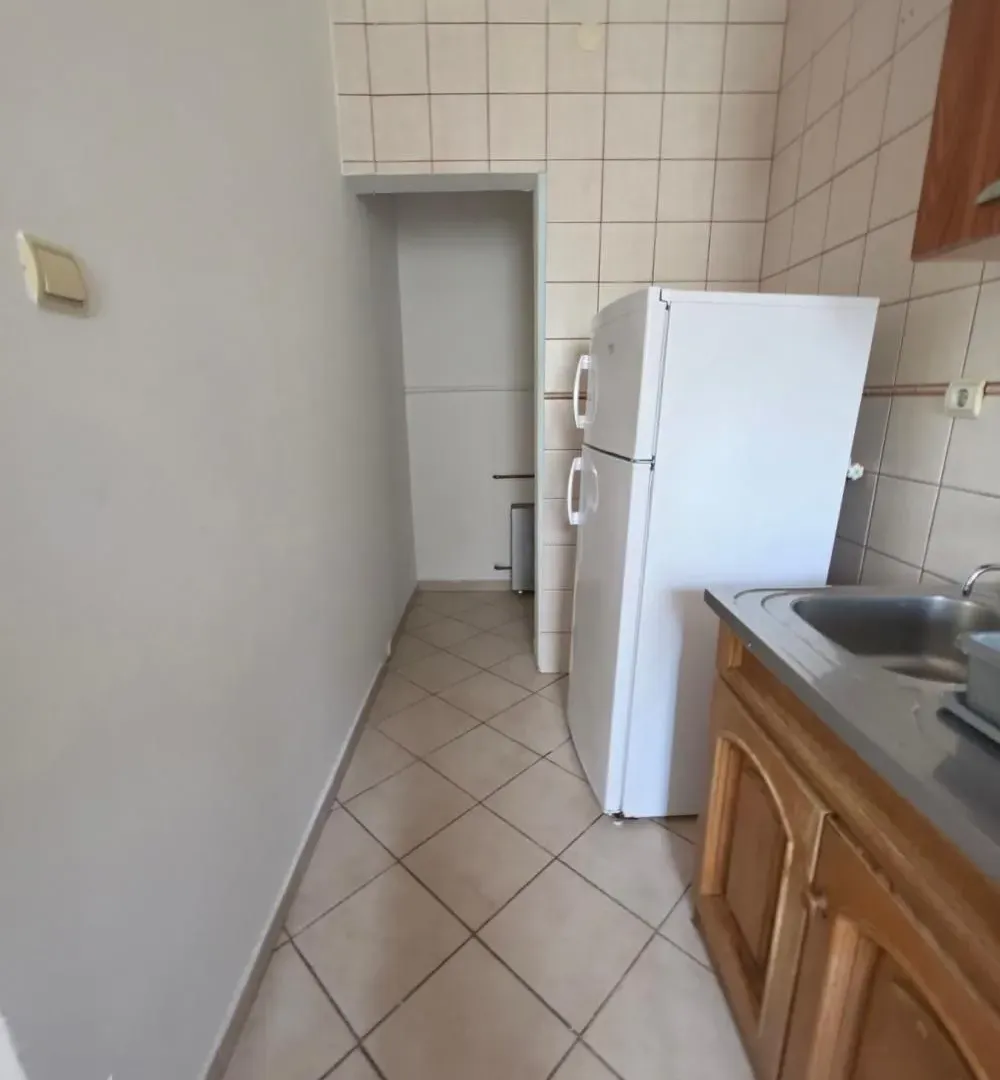 Sale, three bedroom apartment, 71m², Zemun Centar, Zemun Sve Podlokacije