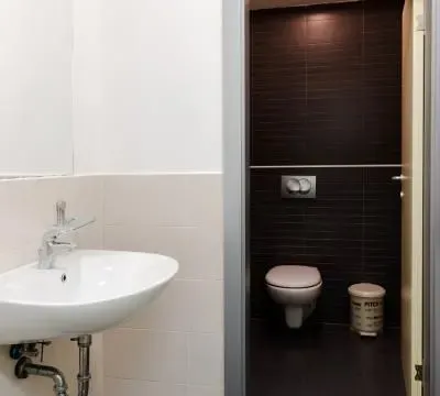 Sale, office space, 149m², Slavujev Venac, Zvezdara Sve Podlokacije - image 8