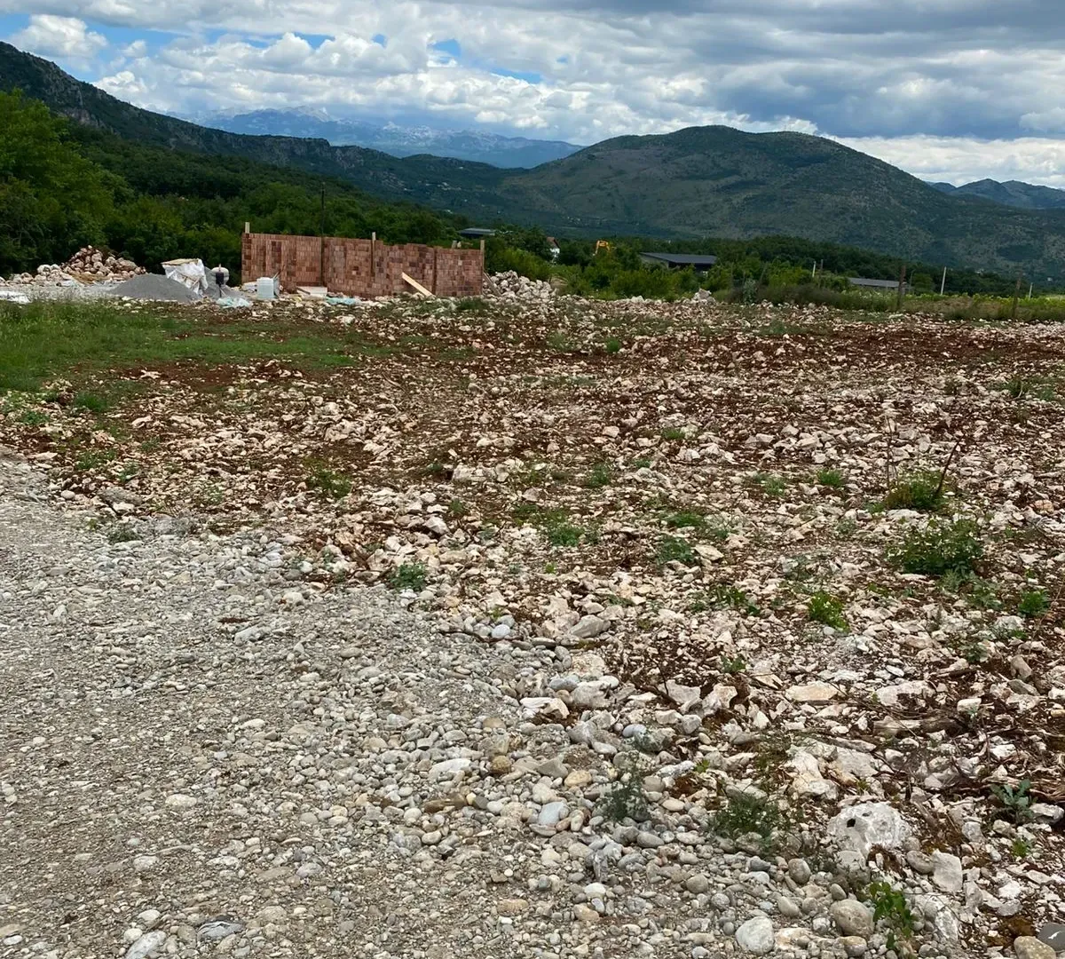 Sale, land lot, 1500m², Piperi, Podgorica