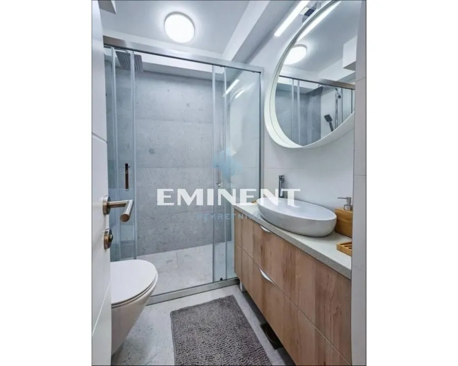 Izdavanje, stan, 34m², Stari Merkator, Novi Beograd Sve Podlokacije