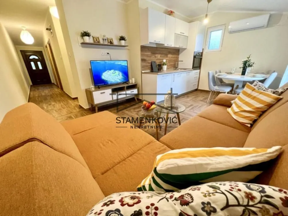 Prodaja, kuća, 302m², Herceg Novi, Crna Gora