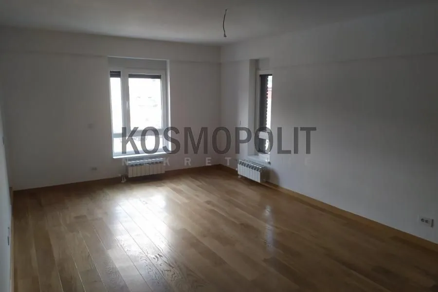 Sale, two bedroom apartment, 70m², Tošin bunar, Novi Beograd Sve Podlokacije