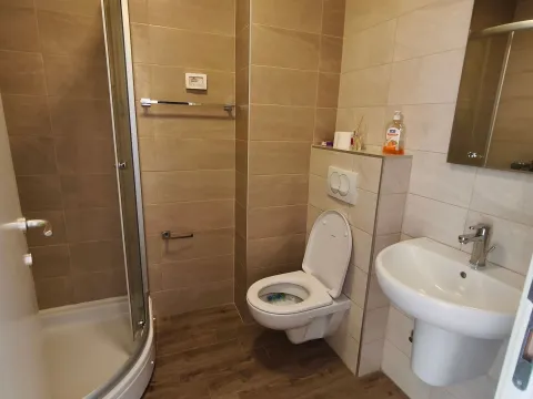 Rent, one bedroom apartment, 35m², City Kej, Podgorica - image 5