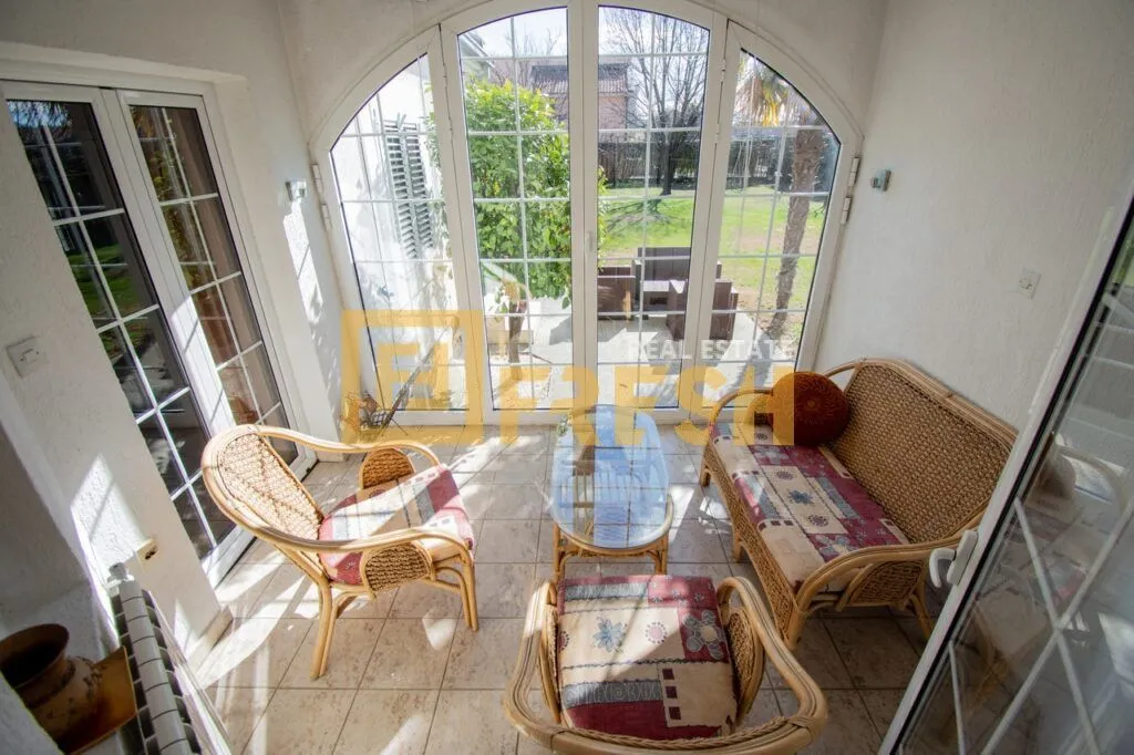 Rent, house, 140m², Dahna, Podgorica
