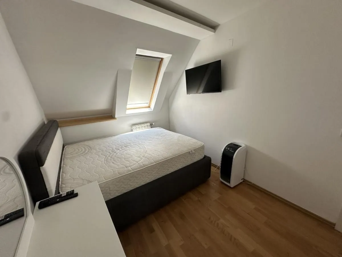 Prodaja, dvosoban stan, 44m², Centar, Novi Sad