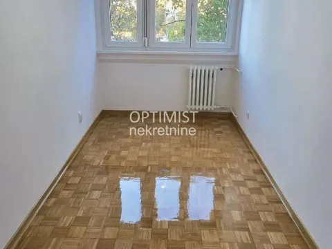 Sale, two bedroom apartment, 47m², Zemun Centar, Zemun Sve Podlokacije - image 2