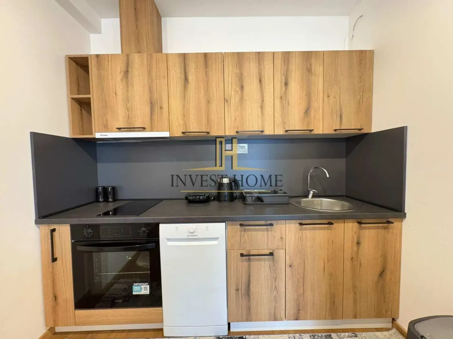 Izdavanje, jednosoban stan, 55m², Centar, Podgorica