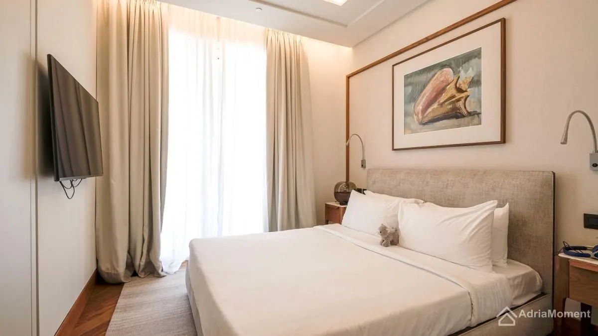 Sale, two bedroom apartment, 183m², Porto Montenegro, Tivat