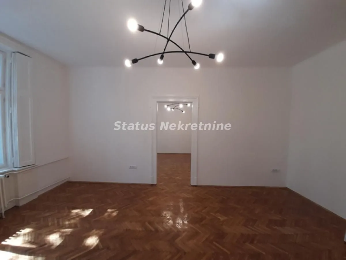 Izdavanje, stan, 107m², Centar, Novi Sad