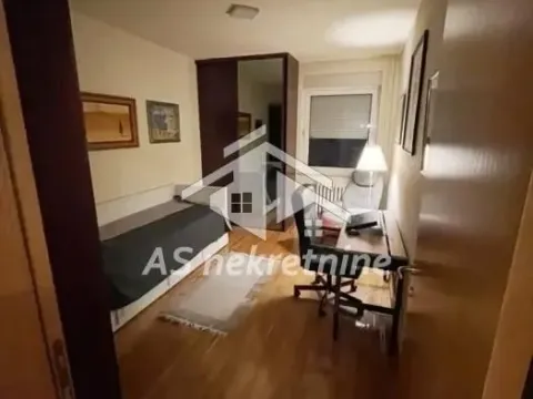 Izdavanje, trosoban stan, 95m², Autokomanda, Voždovac Sve Podlokacije - image 16