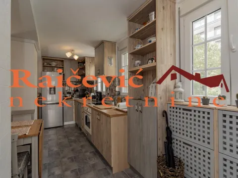 Izdavanje, kuća, 80m², Cvetni Trg, Vračar Sve Podlokacije - image 7