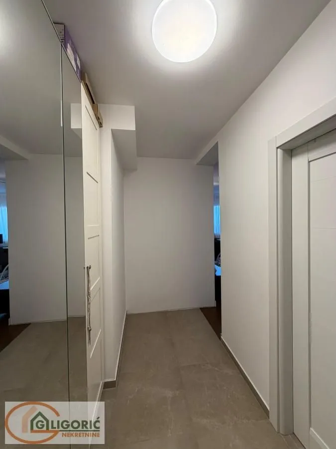 Sale, one bedroom apartment, 42m², Zemun Sve Podlokacije, Beograd