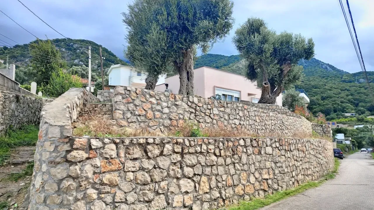 Prodaja, kuća, 140m², Zaljevo, Bar