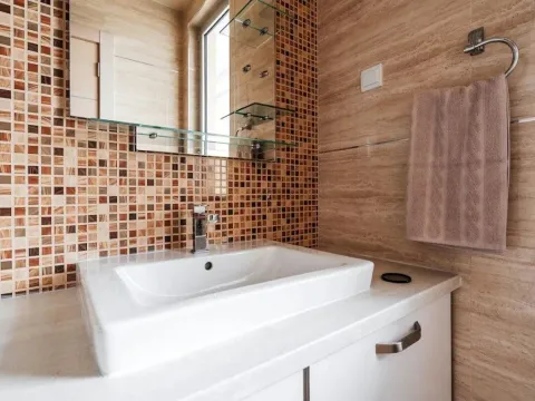 Prodaja, dvosoban stan, 120m², Budva, Crna Gora - image 8