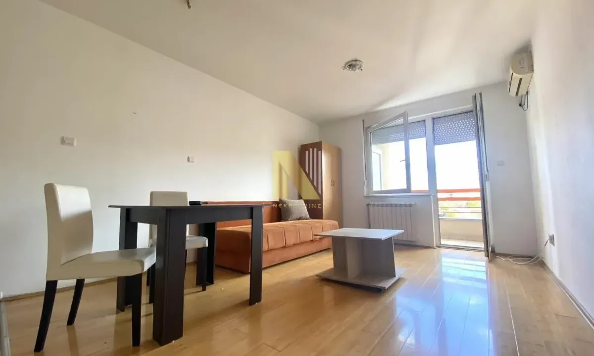Rent, studio apartment, 33m², Salajka, Novi Sad Sve Podlokacije