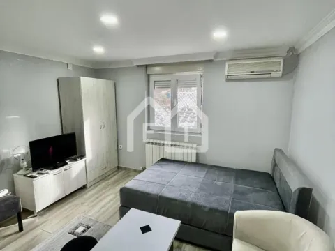 Stan in Zemun Gornji Grad