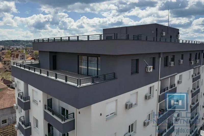 Prodaja, stan, 340m², Kajsijar, Jagodina