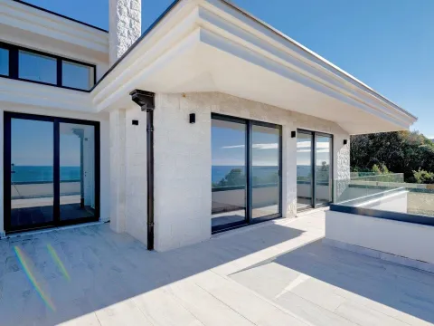 Prodaja, kuća, 370m², Utjeha, Bar - image 7