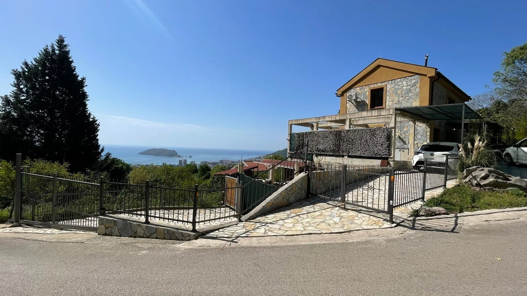 Prodaja, kuća, 250m², Maine, Budva